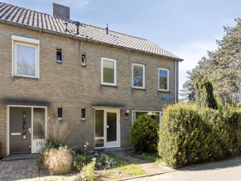  Madame Curiestraat 17, Terneuzen