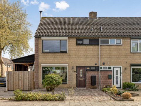  Newtonstraat 23, Terneuzen