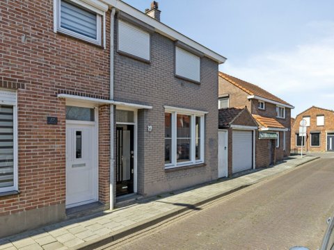  Ds. Jan Scharpstraat 19, Axel