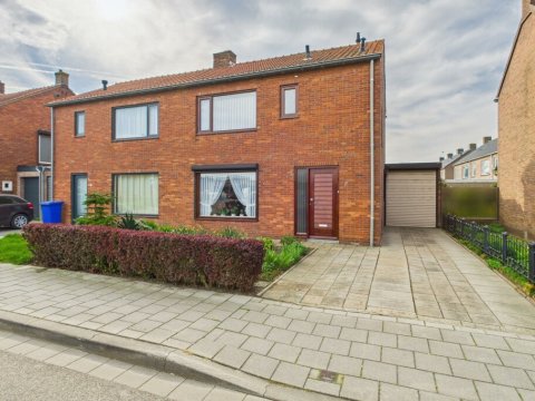 Bernhardstraat 25, Westdorpe
