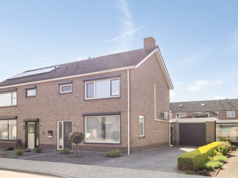  Pastoor Willemsstraat 6, Lamswaarde