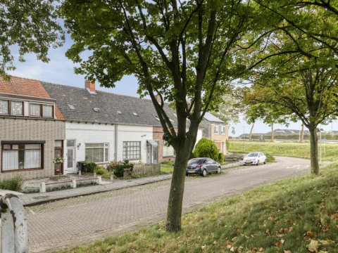  Nieuwe Kerkstraat 10, Sluiskil