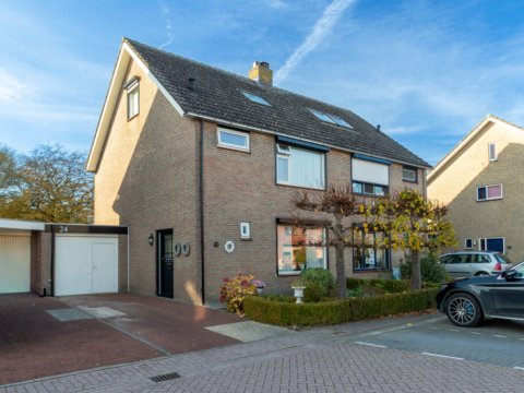  ds. Raamshof 24, Hoek