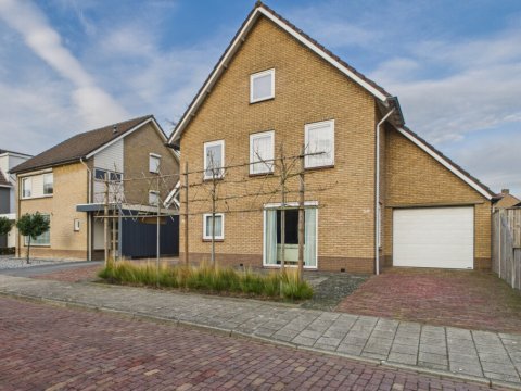  van Middelhovenstraat 49, Axel