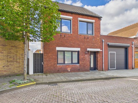  Walstraat 1, Sas Van Gent