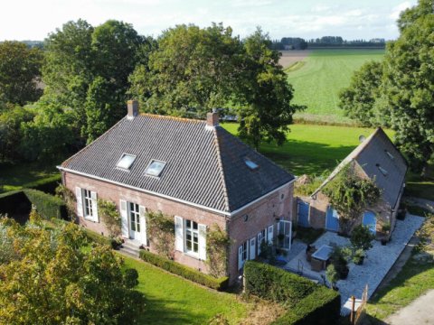  Steenhovensedijk 17, Waterlandkerkje