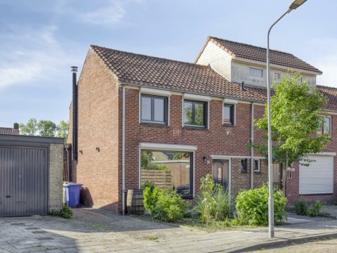  Aagje Dekenstraat 23, Terneuzen