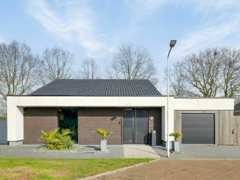 Achterstraat 19a, Lamswaarde  Achterstraat 19a, Lamswaarde