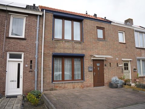  Mr. J.E. Risseeuwstraat 3, Oostburg