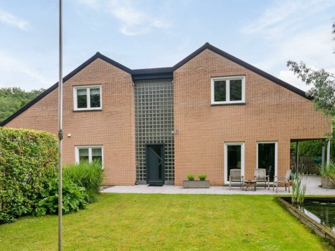  Kinderdijk 15, Axel