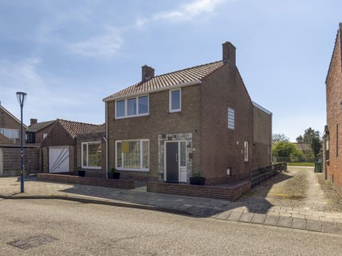  Burgemeester van Zuijenstraat 1A, Breskens