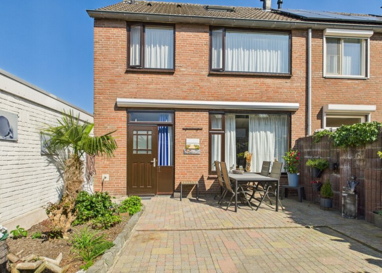  Mozarthof 84, Terneuzen