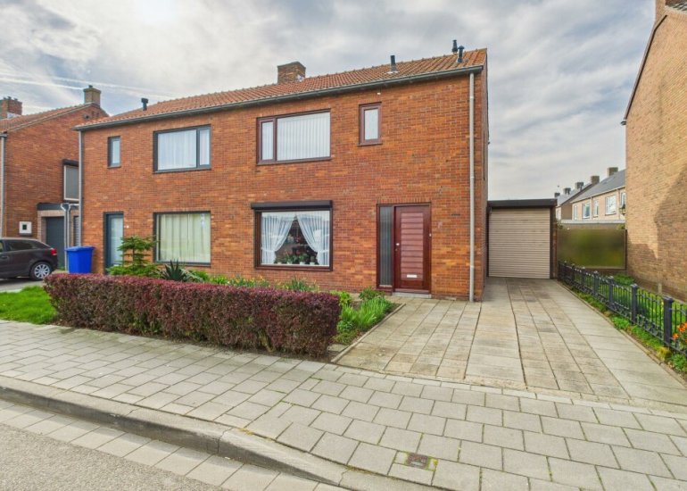  Bernhardstraat 25, Westdorpe