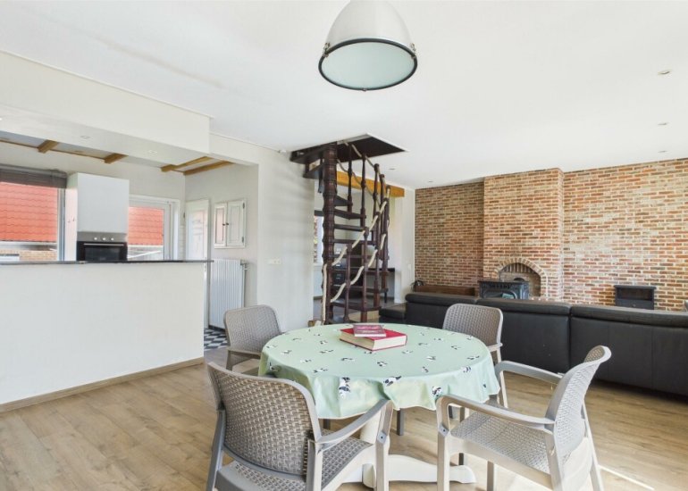 Plevierstraat 31, Hengstdijk