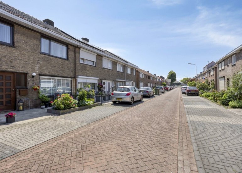  Bernhardstraat 8, Terneuzen