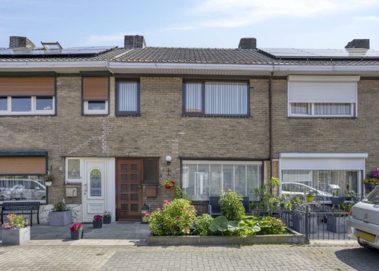  Bernhardstraat 8, Terneuzen