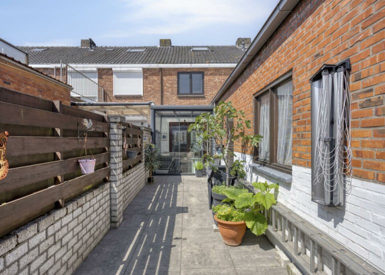  Bernhardstraat 8, Terneuzen