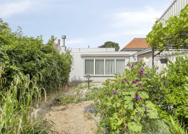 Dorpsstraat 44, Graauw