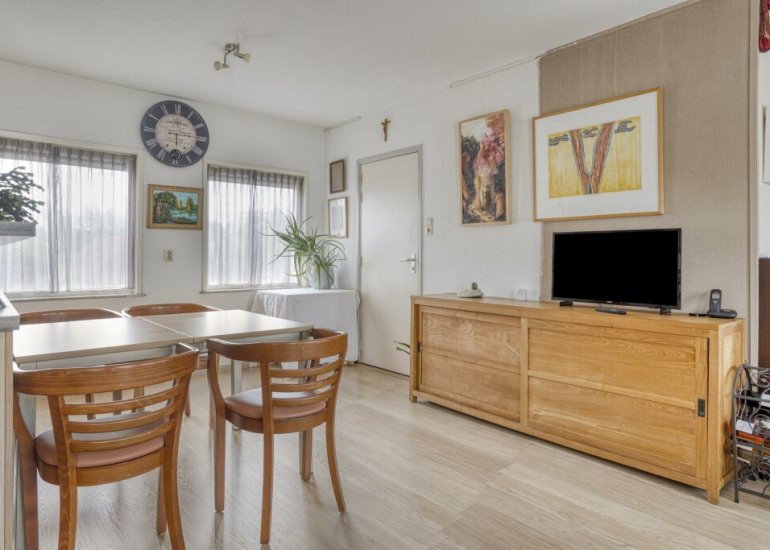 Dorpsstraat 44, Graauw