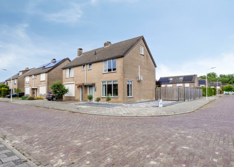  Piet Heinstraat 9, Kloosterzande