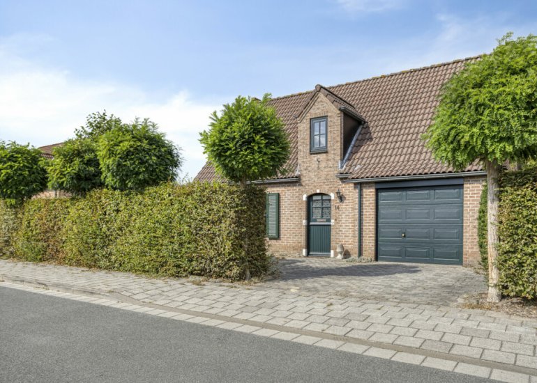Beukenlaan 14, Koewacht