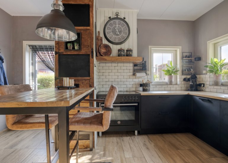 Burg. Verplankeplein 12, Biervliet