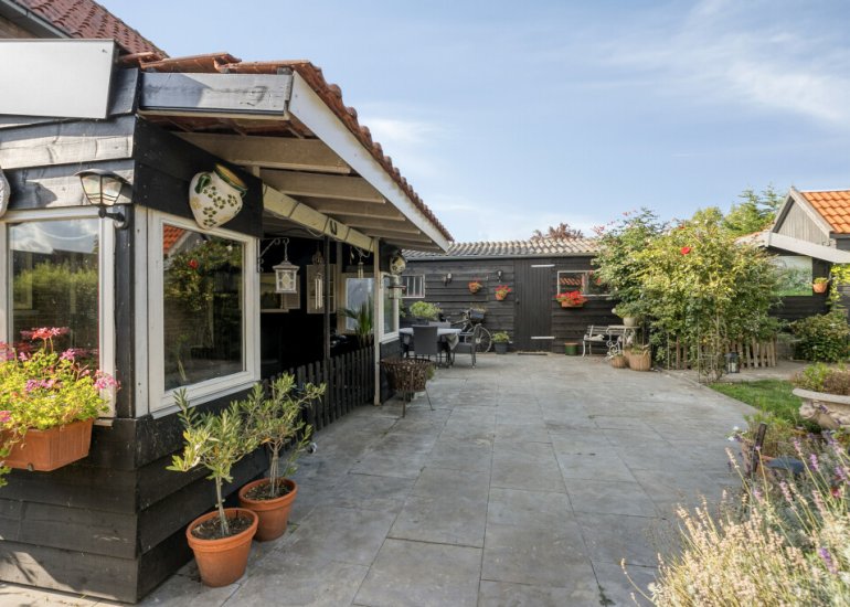 Burg. Verplankeplein 12, Biervliet