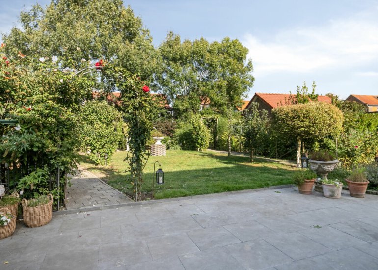 Burg. Verplankeplein 12, Biervliet