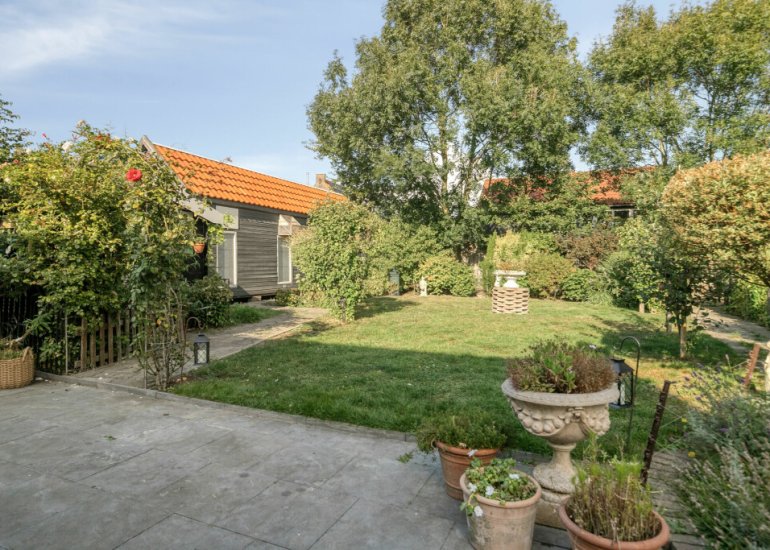 Burg. Verplankeplein 12, Biervliet