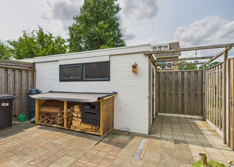 Madame Curiestraat 36, Terneuzen