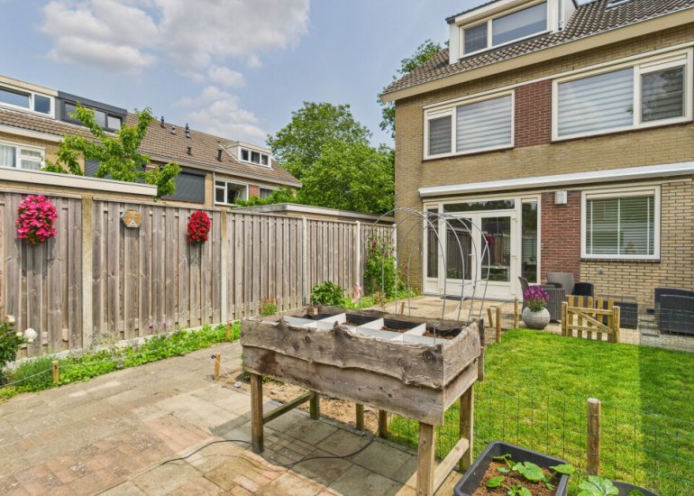 Madame Curiestraat 36, Terneuzen