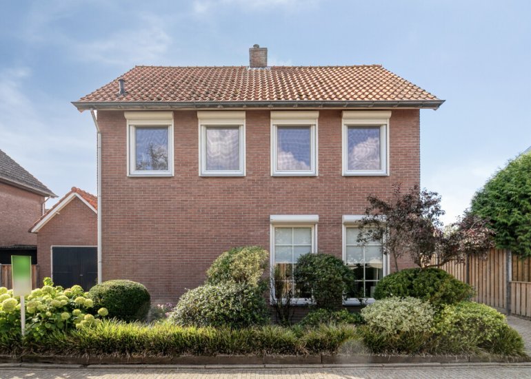 Janseniuslaan 83, Hulst