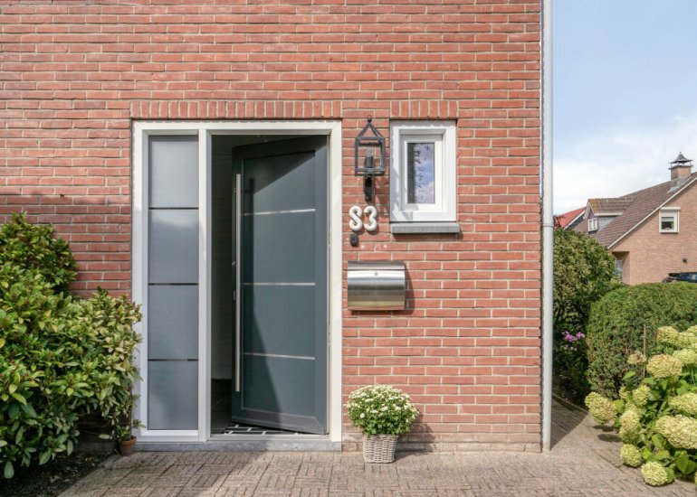 Janseniuslaan 83, Hulst