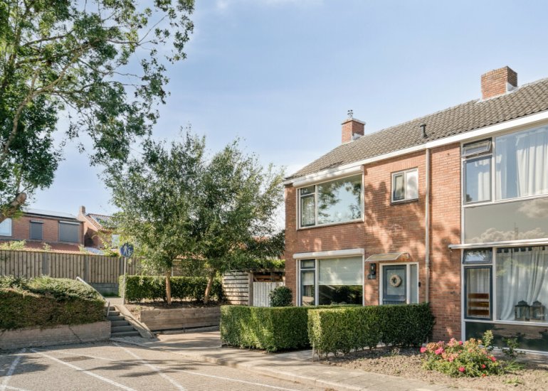 Wilhelminastraat 1, Hoek