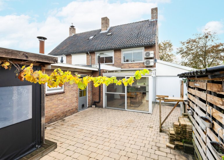  Geslechtendijk 25, Sint Jansteen