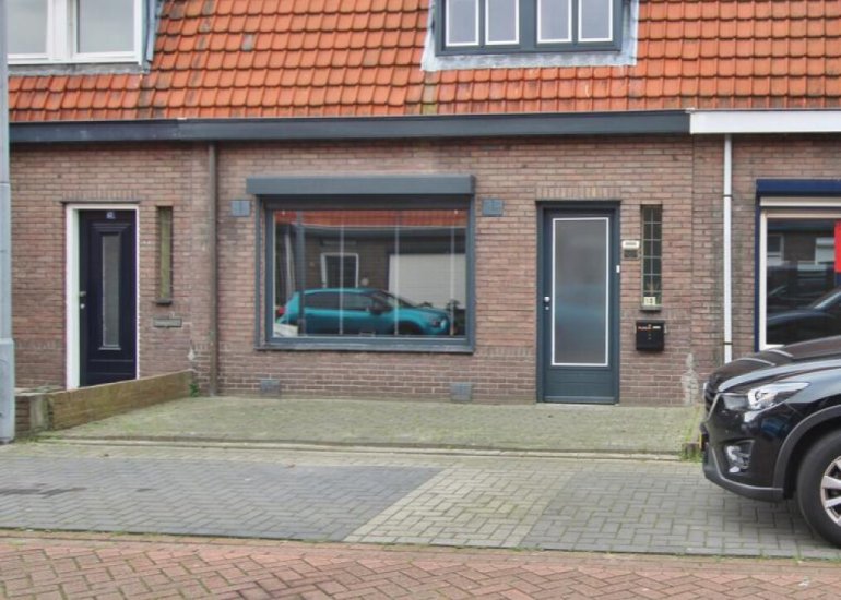 Dahliastraat 15, Terneuzen