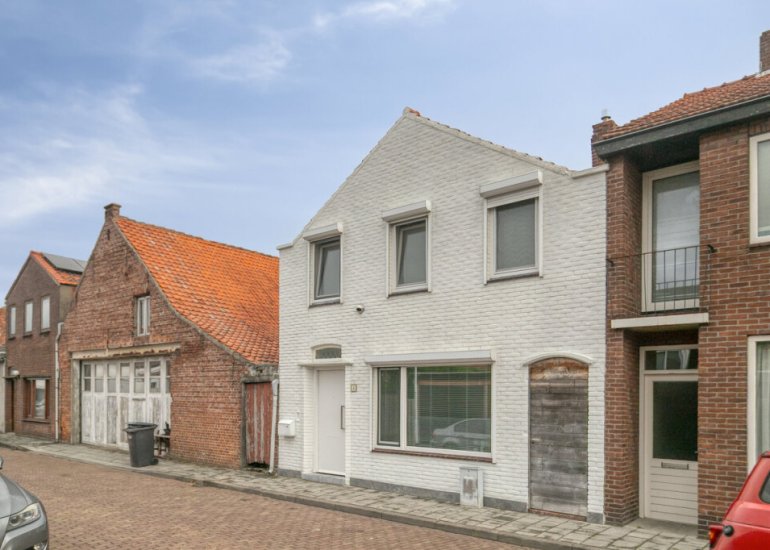  Ds. Jan Scharpstraat 4, Axel