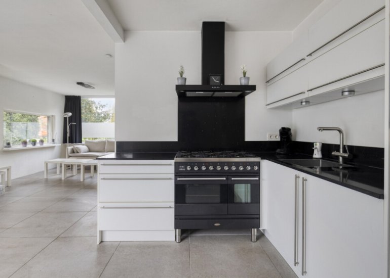  Beethovenhof 40, Terneuzen