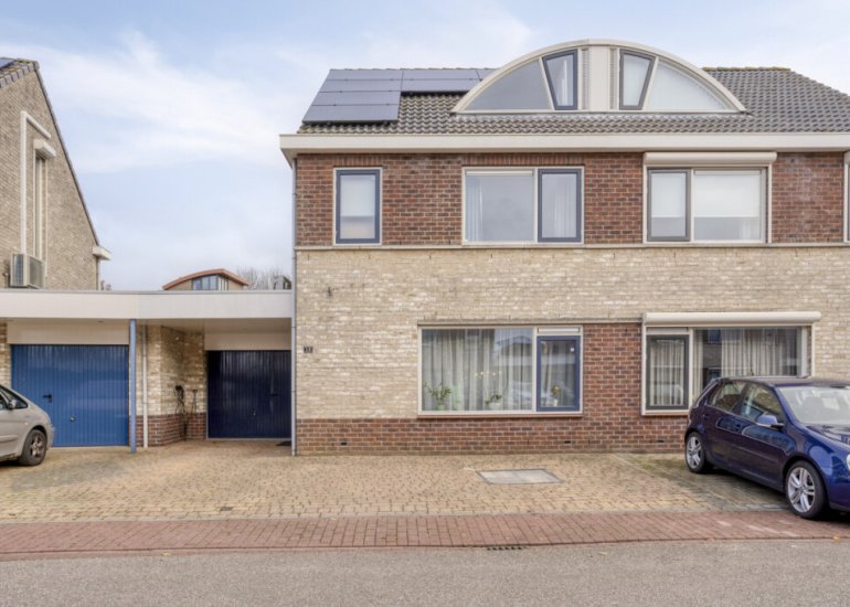  Parelmoerboog 10, Terneuzen