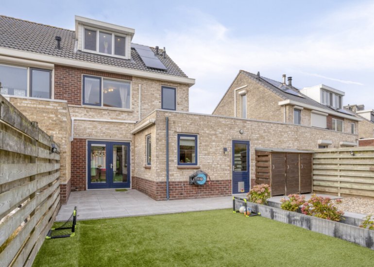  Parelmoerboog 10, Terneuzen