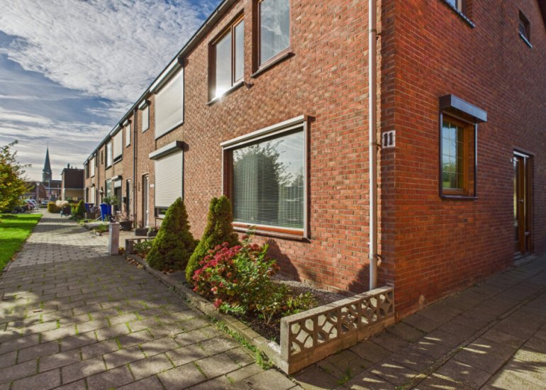  Oranjestraat 11, Sas Van Gent