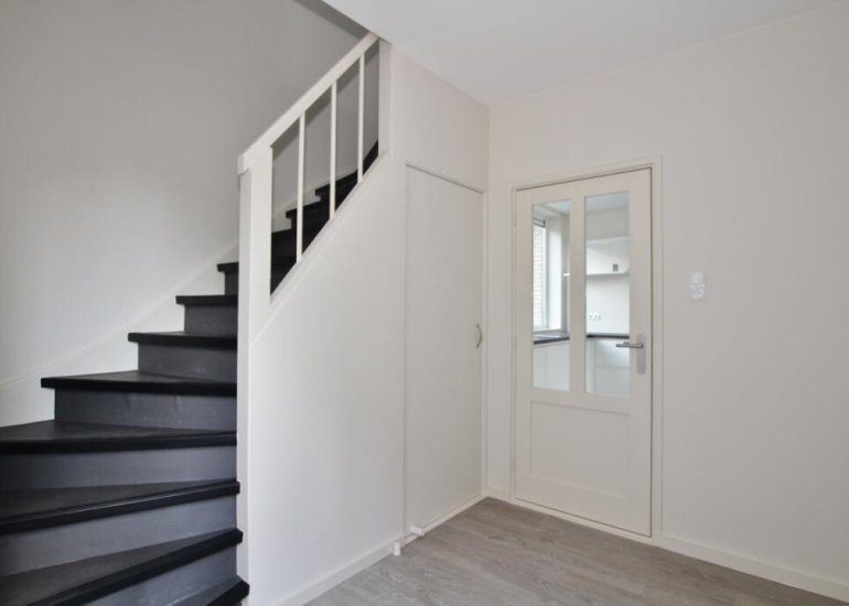  Zouterik 8, Philippine