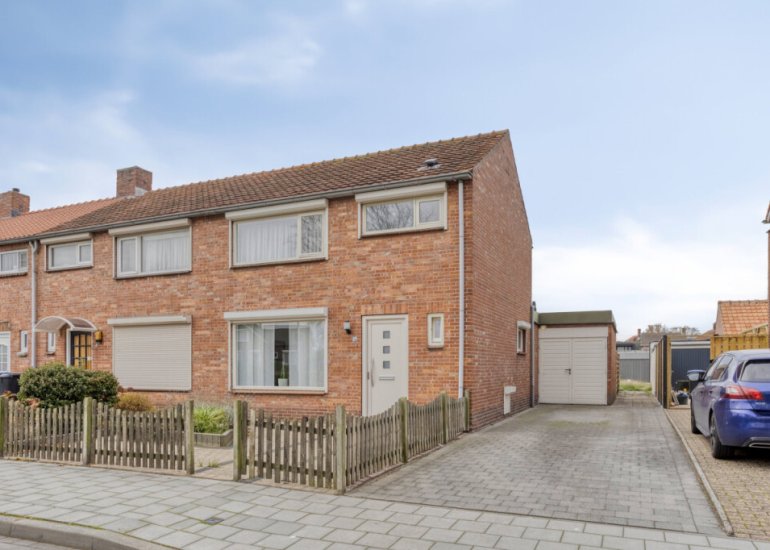  Pastoor Schetsstraat 1B, Sint Jansteen