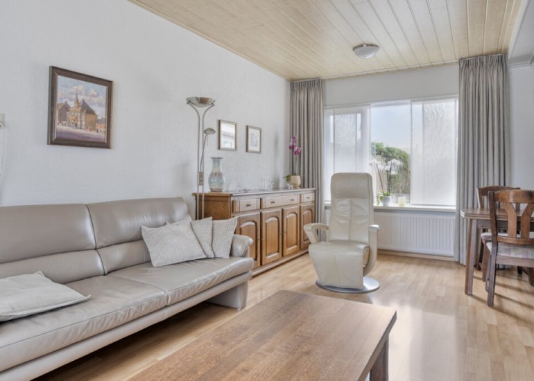  Pastoor Schetsstraat 1B, Sint Jansteen