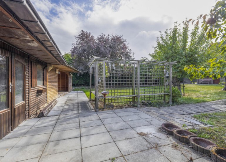  Vrijedijk 11, Ijzendijke