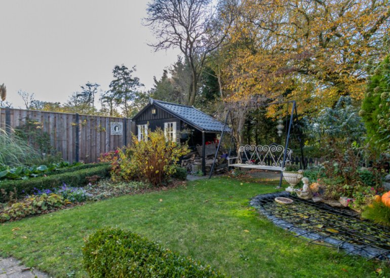  ds. Raamshof 24, Hoek