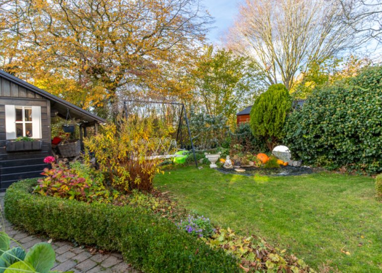  ds. Raamshof 24, Hoek