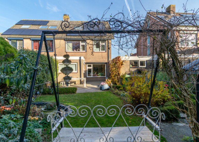  ds. Raamshof 24, Hoek