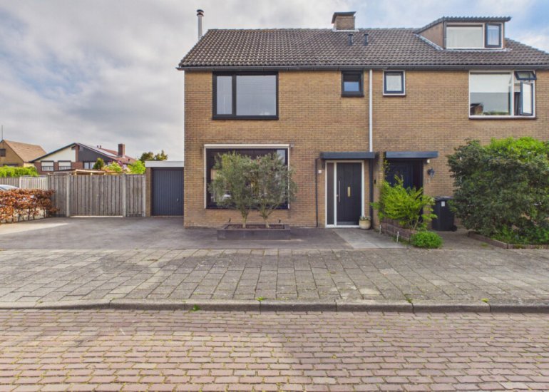  Piet Heinstraat 19, Kloosterzande