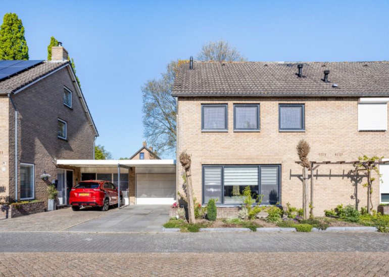  Ir Lelystraat 15, Hulst